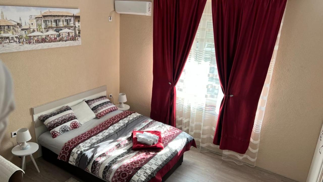 Apartment Downtown 포드고리차 외부 사진